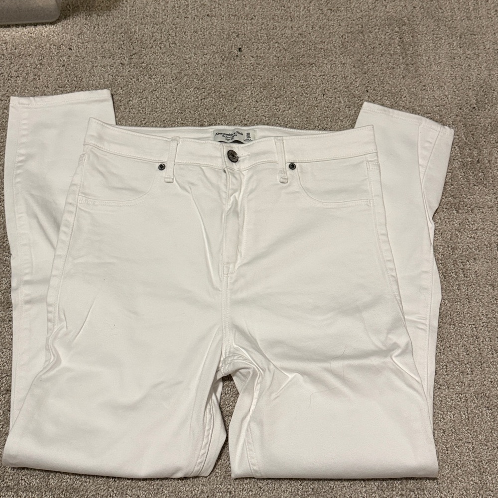 Abercrombie & Fitch Women's White the Jean Legging high rise